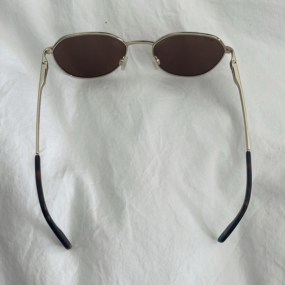 Brand New Maui Jim Sunglasses, mirrors gold frame - Picture 2 of 4